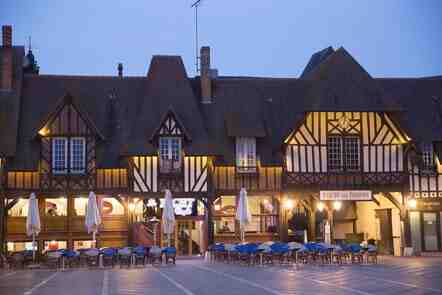 Où manger à Deauville le soir ?
